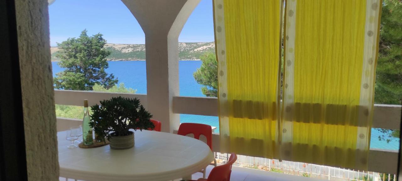 Sea Breeze Apartments With Private Beach And Boat Anchorage Stara Novalja Eksteriør billede